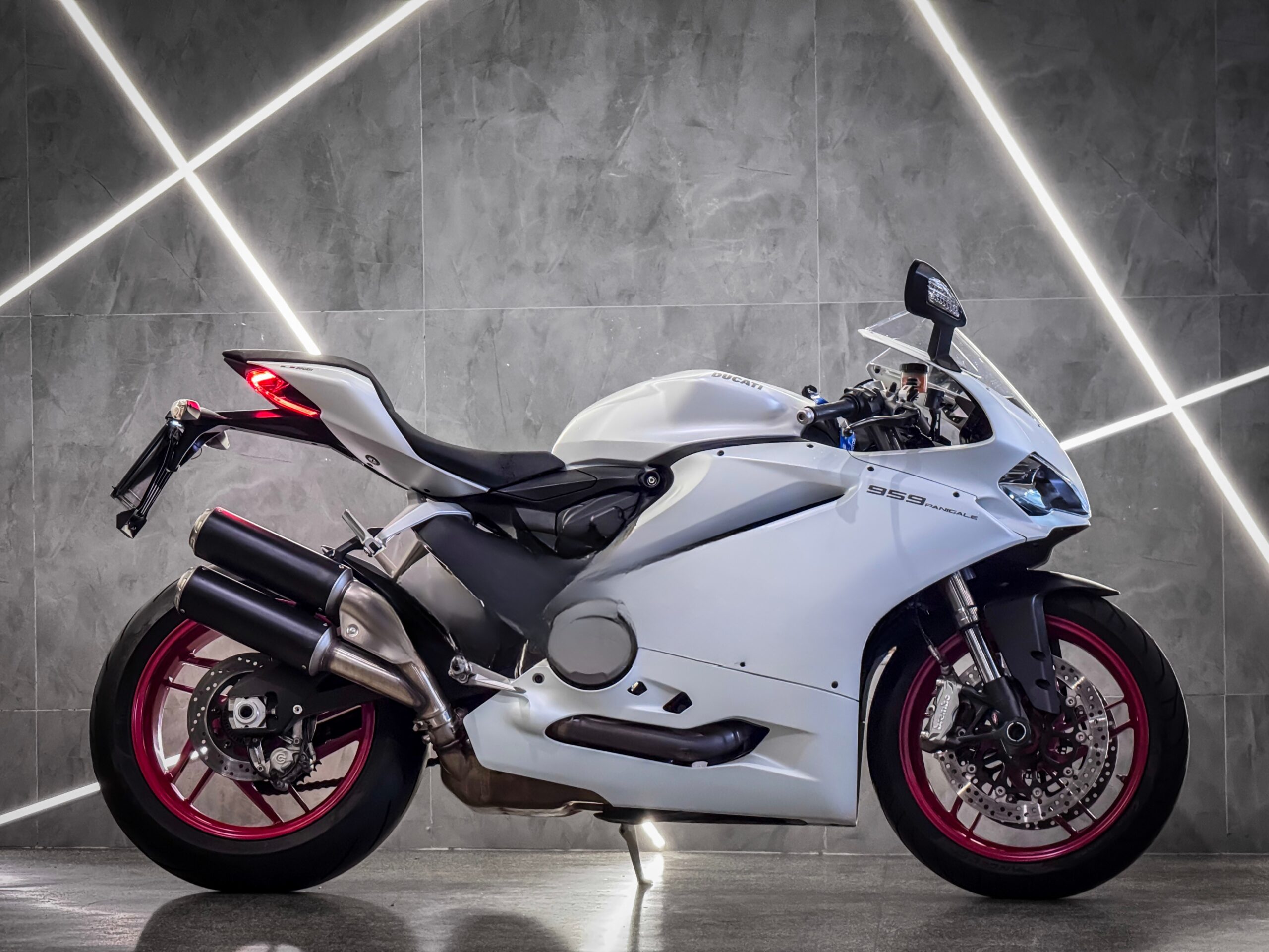 4d25a868-c818-485d-ae8b-731bf33d6e6e (1)